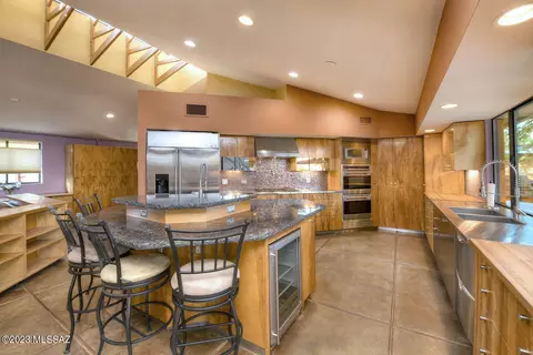 1406 E Hampton St, Tucson, AZ 85719 photo 5