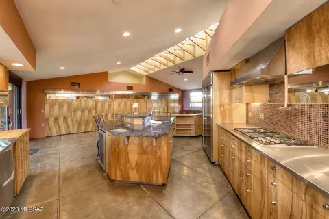 1406 E Hampton St, Tucson, AZ 85719 photo 6