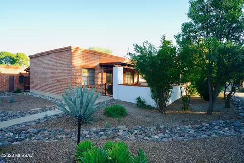 247 S Paseo Sarta #A, Green Valley, AZ 85614