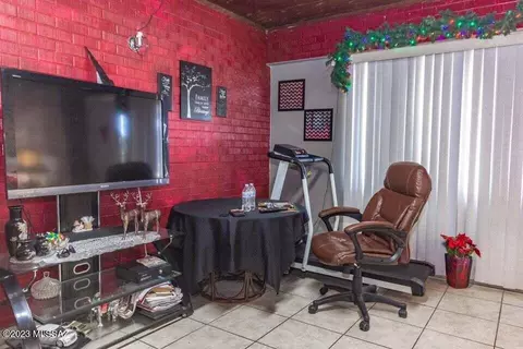 141 E Mojave Rd, Tucson, AZ 85705 photo 23