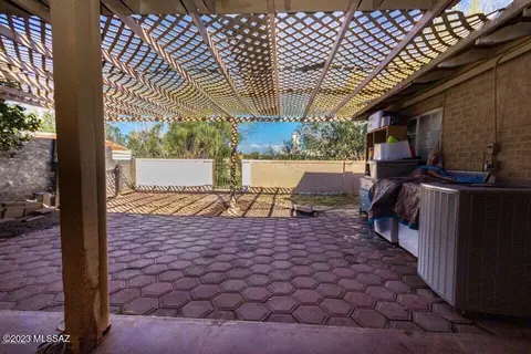 141 E Mojave Rd, Tucson, AZ 85705 photo 3