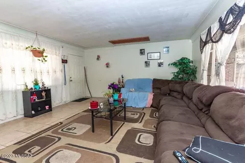 141 E Mojave Rd, Tucson, AZ 85705 photo 11