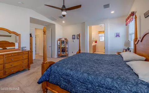 10799 E Franklin Falls Way, Vail, AZ 85641 photo 11