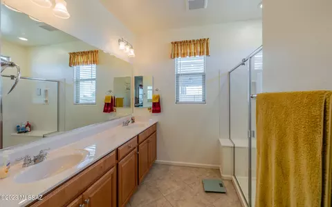 10799 E Franklin Falls Way, Vail, AZ 85641 photo 12