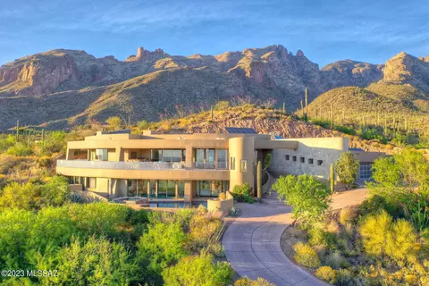 7164 N Mercer Spring Pl, Tucson, AZ 85718