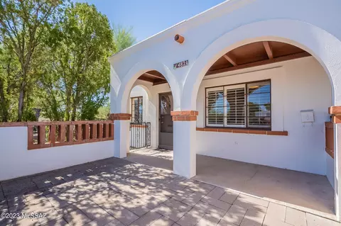482 S Paseo Pena #A, Green Valley, AZ 85614