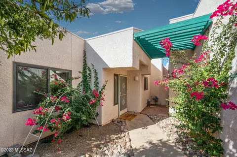 4980 N Valle, Tucson, AZ 85750
