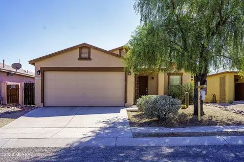1725 W Rita Marie Dr, Tucson, AZ 85746