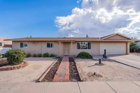 3851 W Sunny Hills Pl, Tucson, AZ 85741