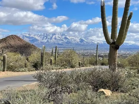 4274 N Broken Springs Trl, Tucson, AZ 85745