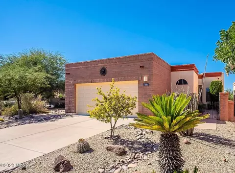 1501 W Vuelta Salvatierra, Green Valley, AZ 85622