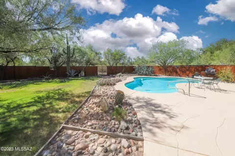 11242 E Prospect Ln, Tucson, AZ 85749 photo 2