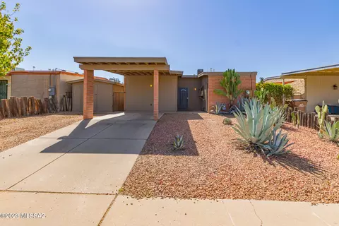 6918 N Northpoint Dr, Tucson, AZ 85741