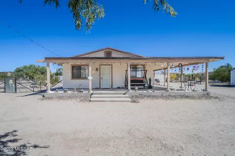 1501 N Redwing Pl, Benson, AZ 85602