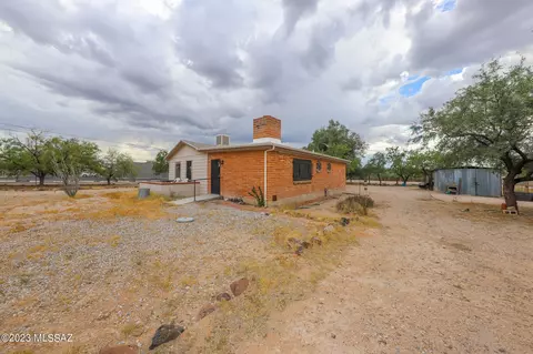 402 E Corona Rd, Tucson, AZ 85756 photo 18