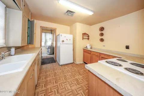 402 E Corona Rd, Tucson, AZ 85756 photo 26