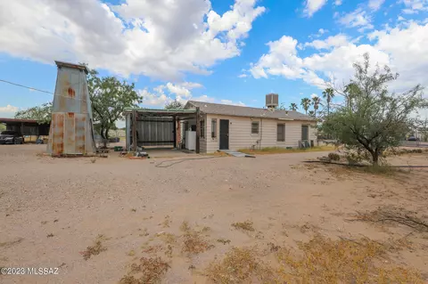 402 E Corona Rd, Tucson, AZ 85756 photo 14