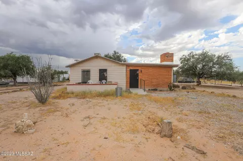 402 E Corona Rd, Tucson, AZ 85756 photo 3