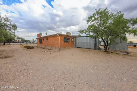 402 E Corona Rd, Tucson, AZ 85756 photo 15