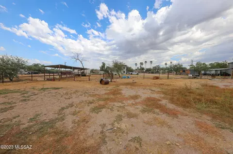 402 E Corona Rd, Tucson, AZ 85756 photo 10