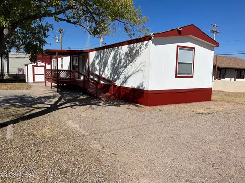 618 W 5th St, Benson, AZ 85602