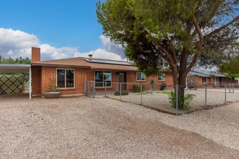 6310 E Calle Cappela, Tucson, AZ 85710
