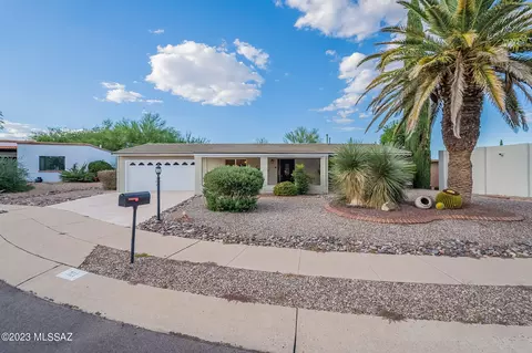 221 E Placita Pera, Green Valley, AZ 85614
