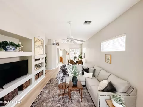 7342 E Placita Del Animo, Tucson, AZ 85715