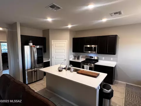 4237 E Calm Water Dr, Tucson, AZ 85706