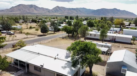 1962 N Lee Rd, Dragoon, AZ 85609