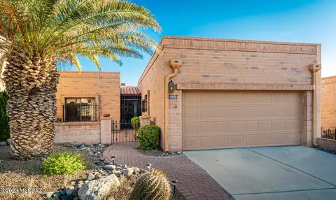 1945 W Camino Del Huarache, Green Valley, AZ 85622
