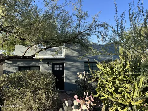 1334 W Emery St, Tucson, AZ 85745