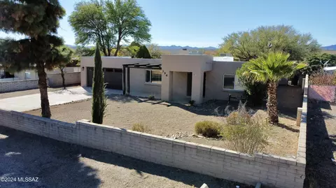 396 Willow Dr, Rio Rico, AZ 85648