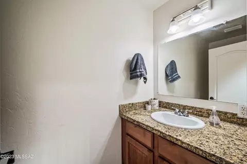 7494 E Deeps Way, Tucson, AZ 85710 photo 20