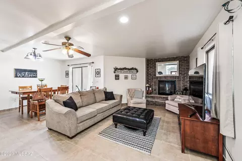 7494 E Deeps Way, Tucson, AZ 85710 photo 3