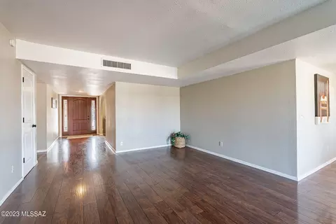 7555 E Hampton Pl, Tucson, AZ 85715 photo 13