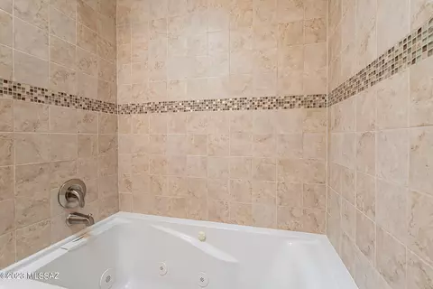 7555 E Hampton Pl, Tucson, AZ 85715 photo 32