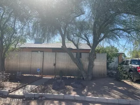 4242 E Lester St, Tucson, AZ 85712
