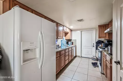 7482 E Deeps Way, Tucson, AZ 85710 photo 7