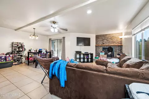 7478 E Deeps Way, Tucson, AZ 85710 photo 17