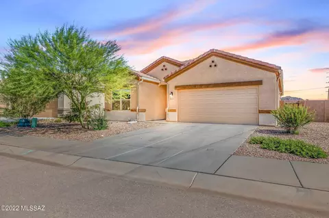 10302 N Crooked Peak Trl, Marana, AZ 85653
