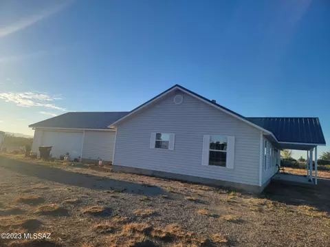 Exterior - 1636 N Circle I Rd, Willcox, AZ 85643 photo 3 of 9