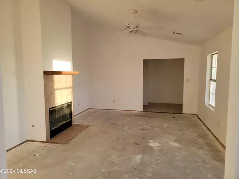 Living - 1636 N Circle I Rd, Willcox, AZ 85643 photo 1 of 1