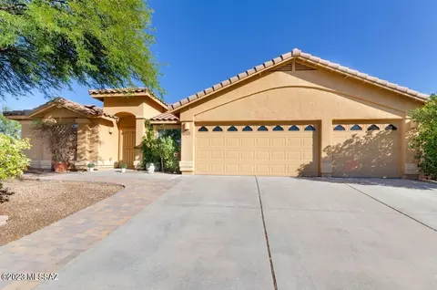 9281 S Winter Wood Rd, Tucson, AZ 85756