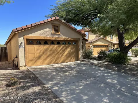 698 W Buffalo Grass Dr, Oro Valley, AZ 85755