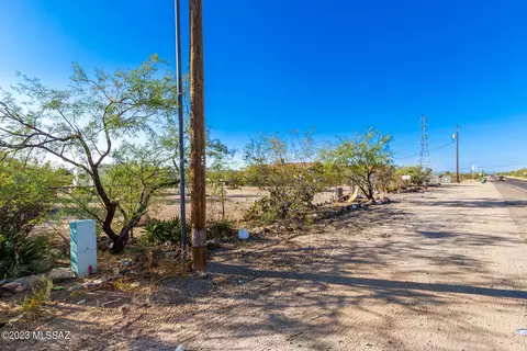 5730 S 6th Ave, Tucson, AZ 85706