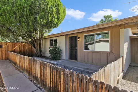 5901 N Oracle Rd #5, Tucson, AZ 85704