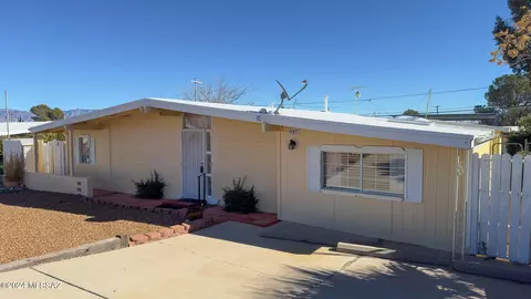 907 W Webb Dr, San Manuel, AZ 85631