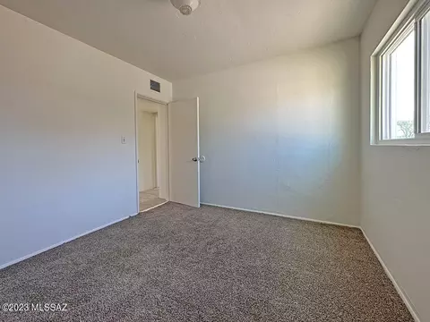 4741 E 18th St, Tucson, AZ 85711 photo 12