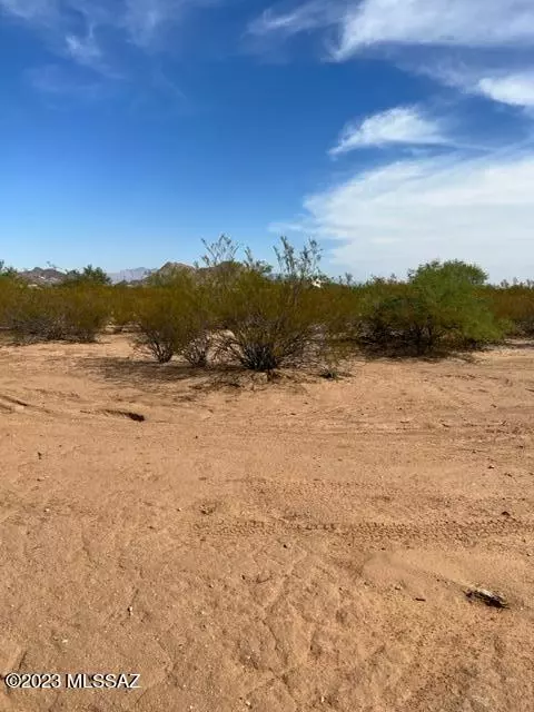 4710 W Hermans Rd W, Tucson, AZ 85757